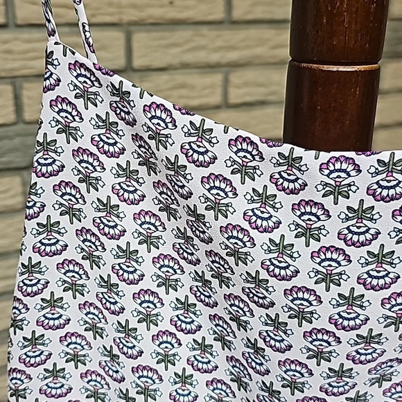 Loft Tank Blouse Sz Med -  Very Pretty - Picture 2 of 10